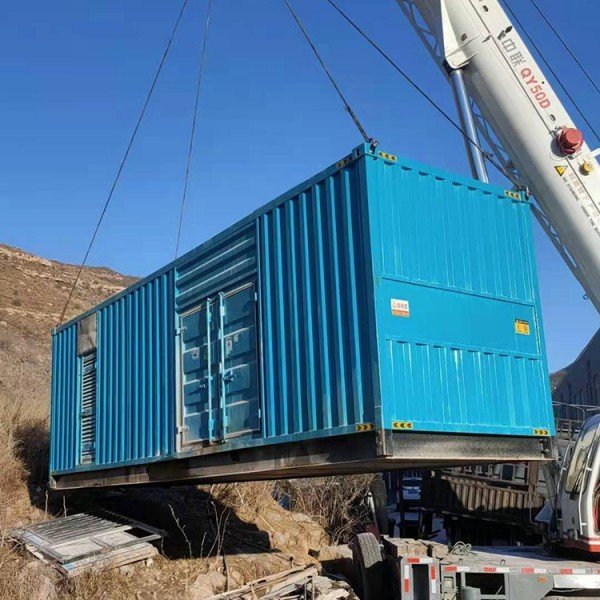 丰宁发电机的发电效率受多种因素影响，主要包括以下几个方面：