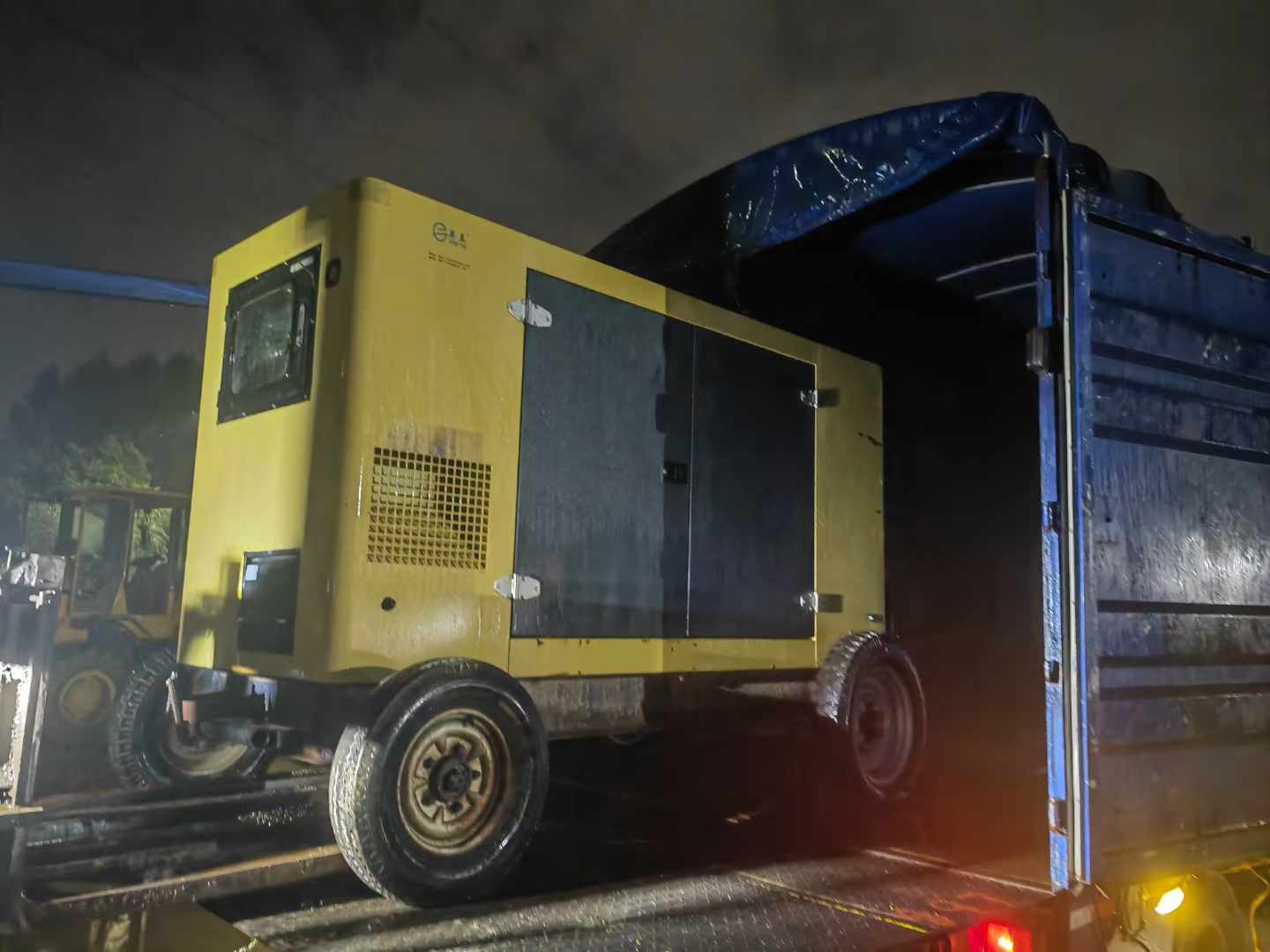 丰宁如何根据负载特性选择合适的柴油发电机？