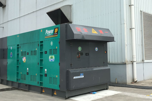 丰宁燃油滤清器的更换流程是怎样的？